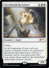 Dawnbreak Reclaimer - Magic: The Gathering - MoxLand