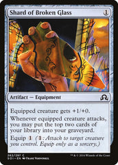 Fragmento de Vidro / Shard of Broken Glass - Magic: The Gathering - MoxLand