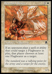 Portador do Estandarte / Standard Bearer - Magic: The Gathering - MoxLand