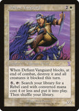 Vanguarda Desafiadora / Defiant Vanguard - Magic: The Gathering - MoxLand