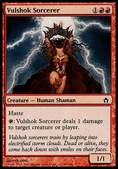 Feiticeiro Vulshoque / Vulshok Sorcerer - Magic: The Gathering - MoxLand