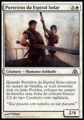 Porteiros da Espiral Solar / Sunspire Gatekeepers - Magic: The Gathering - MoxLand