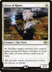 Doadora de Runas / Giver of Runes - Magic: The Gathering - MoxLand