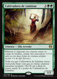 Cultivadora de Lâminas / Cultivator of Blades - Magic: The Gathering - MoxLand